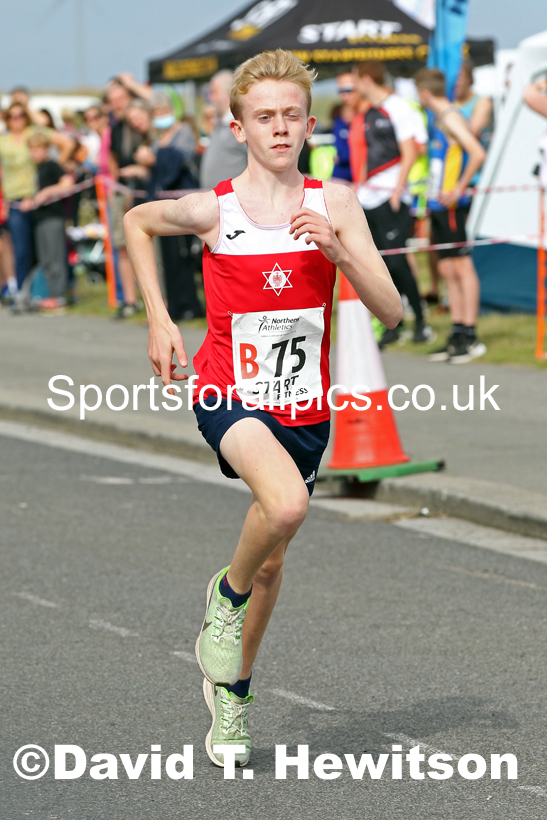 Boys under-15s 2021 Northern 6 and 4 Stage and Young Athletes Road Relays, Redcar. Photo: David T. Hewitson/Sports for All Pics